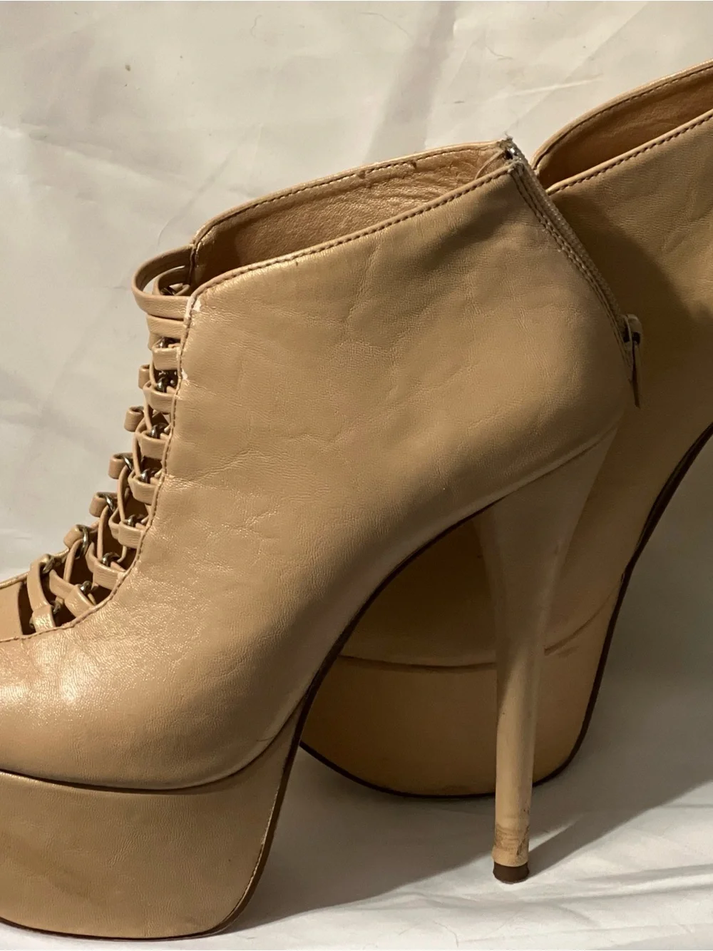 Women's Nude Peep-Toe Lace-Up Platform Heels